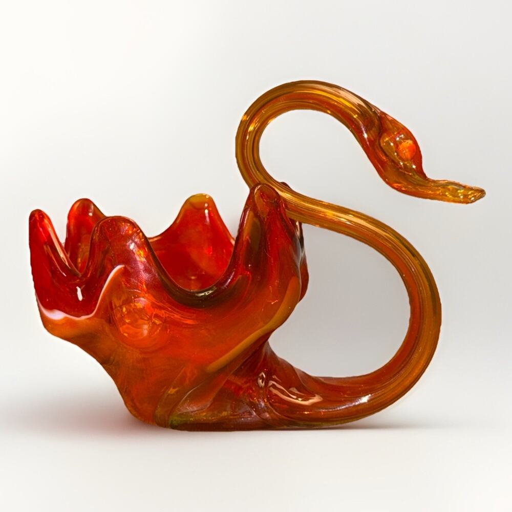 Vintage Hand Blown Sooner Glass Amberina Swirl Swan Glows Trinket Bowl Bowl USA